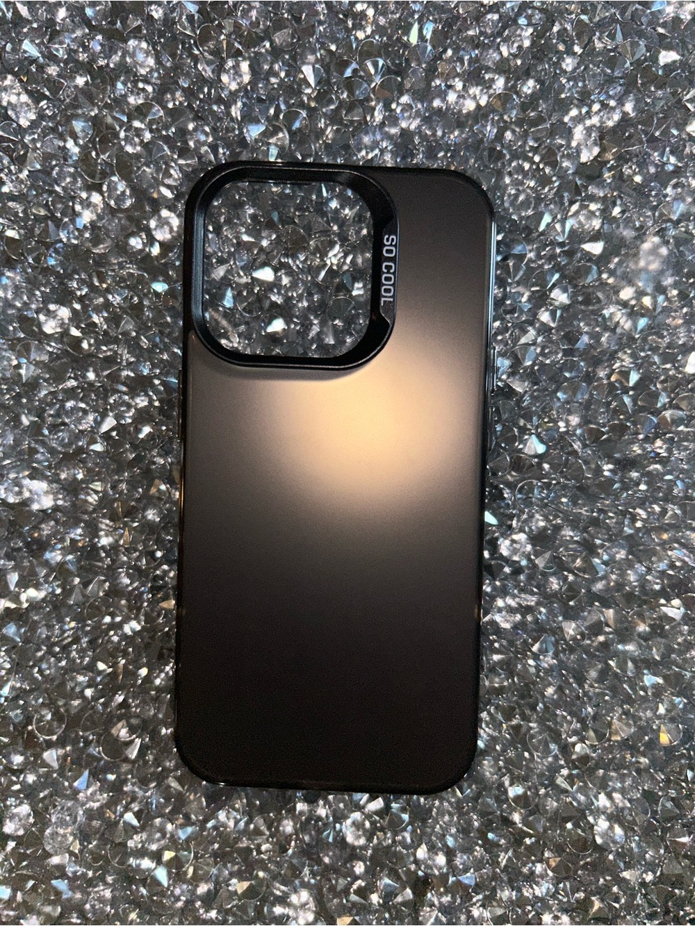 iPhone 15 pro Black Protective Phone Case - Sleek Matte Finish